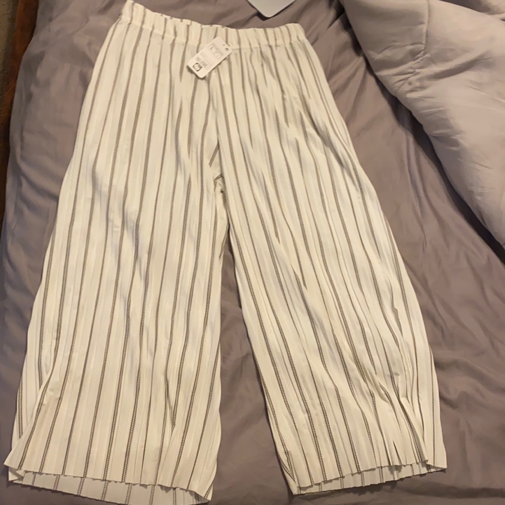 NWT white striped flowy pants